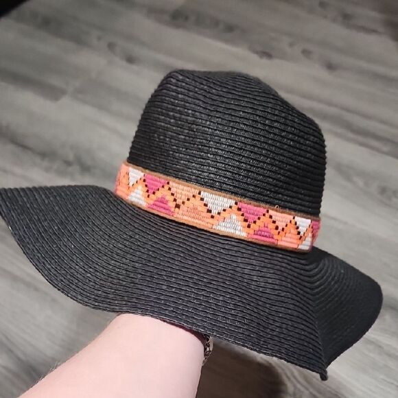 Black Sunhat W/Aztec Neon Patterned Band - Picture 1 of 6